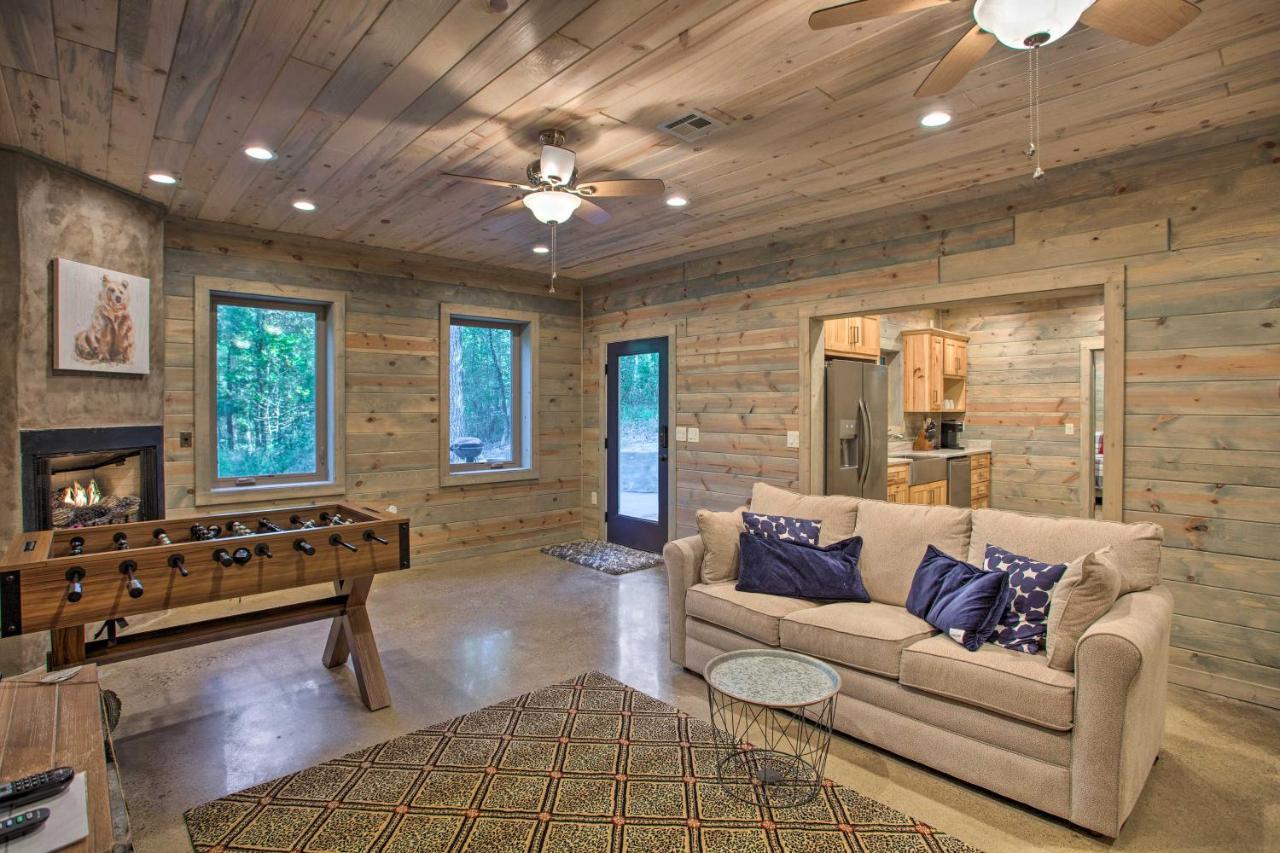 Luxe Broken Bow Cabin Game Room, Fire Pit And Deck! ภายนอก รูปภาพ